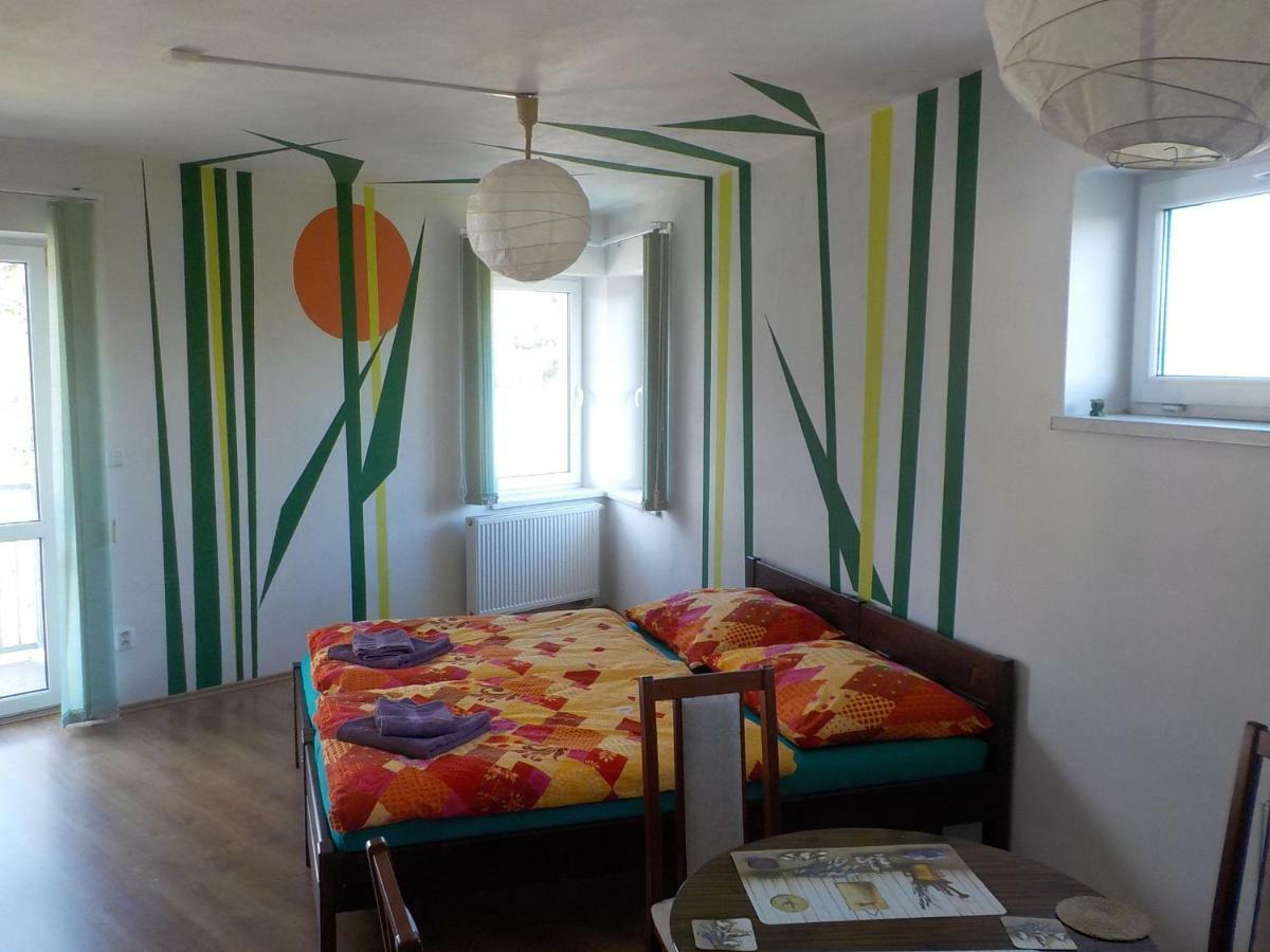 Zdice Guest House Beroun מראה חיצוני תמונה